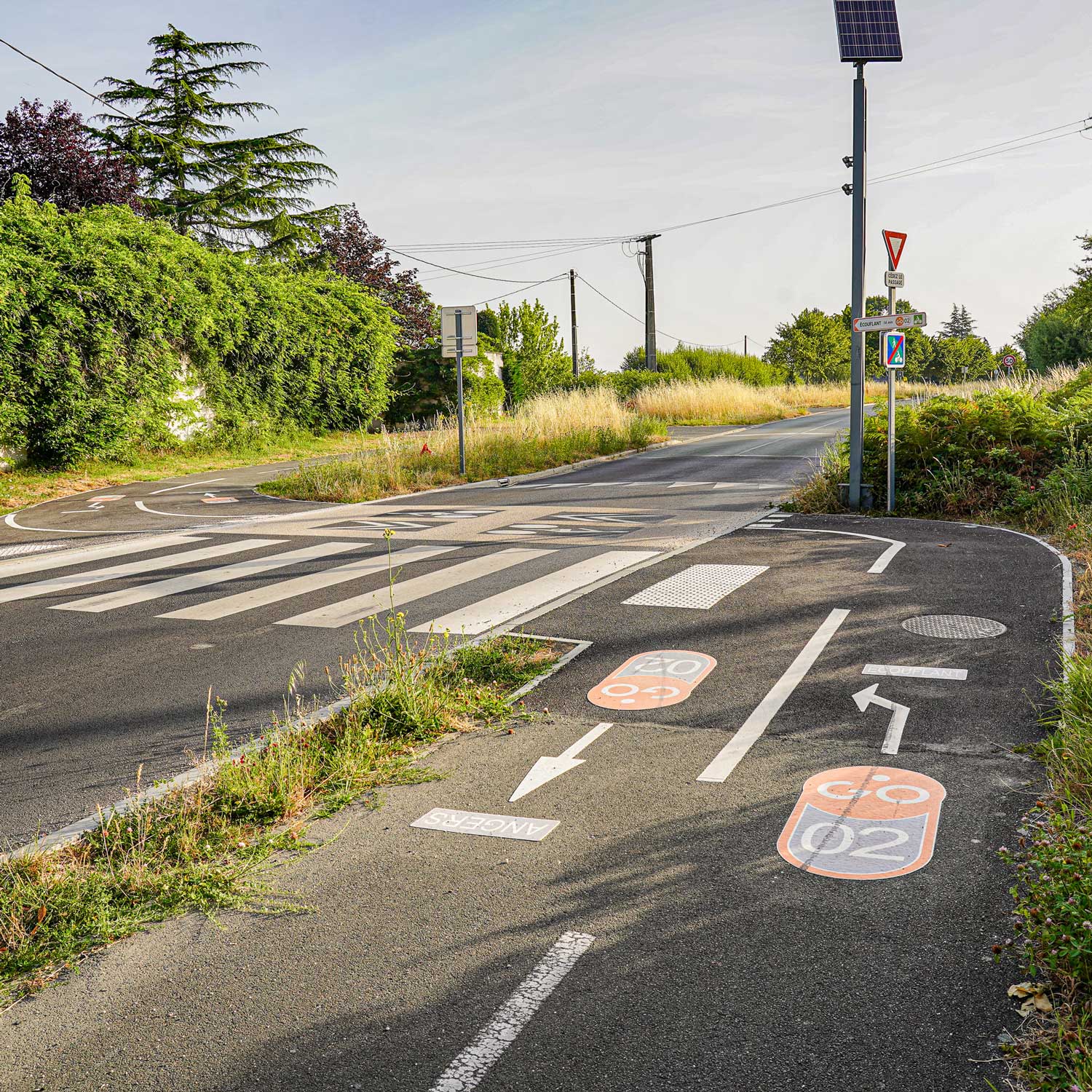 Passage cycliste sécurisé sur la ligne irigovélo GO 02